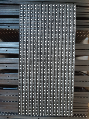 CHUYÊN THI CÔNG MÀN HÌNH LED