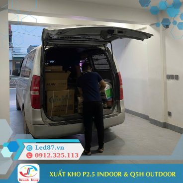 Xuất Đơn Hàng P2.5 Indoor & Q5H Outdoor – Hàng Chính Hãng, Giao Khách Nhanh Chóng